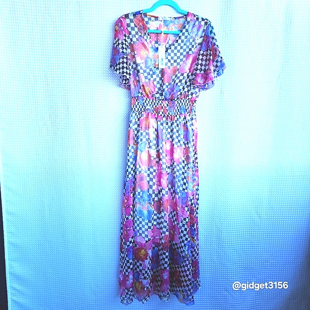 NWT  FLORAL CHECKERED LINED SHEER MAXI DRESS BY KATIE - SIZE XL (FITS LIKE MED